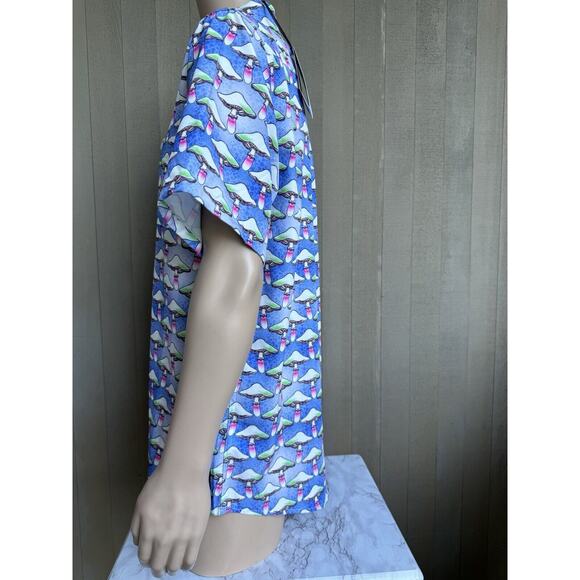 NWT WESC AOP Shroomspiracy Men's Button Front Casual Shirt M SHROOMS TRIPPY - Picture 4 of 8